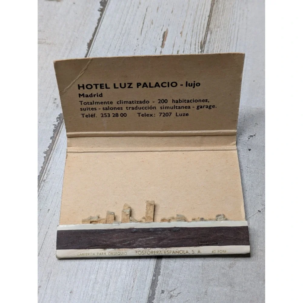 Vintage Matchbook Cover Hotel Luz Palacio Madrid‎ Interhotel 40 strike